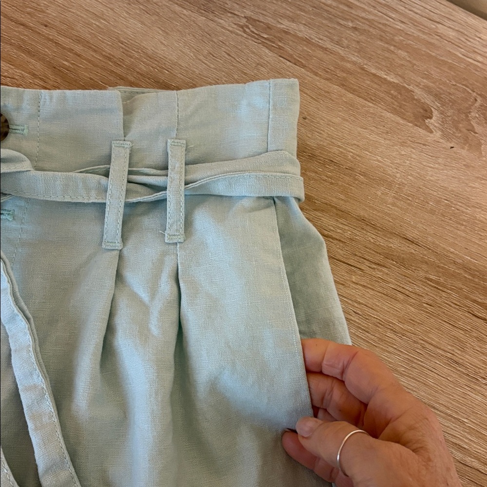 Abercrombie & Fitch Cotton Linen Paper Bag Button Fly Shorts - Picture 7 of 9